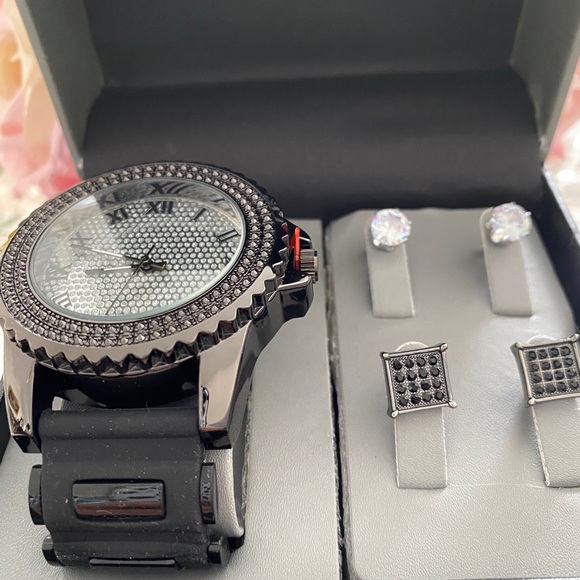 Black rhinestone watch with stud/square earrings - Picture 6 of 6
